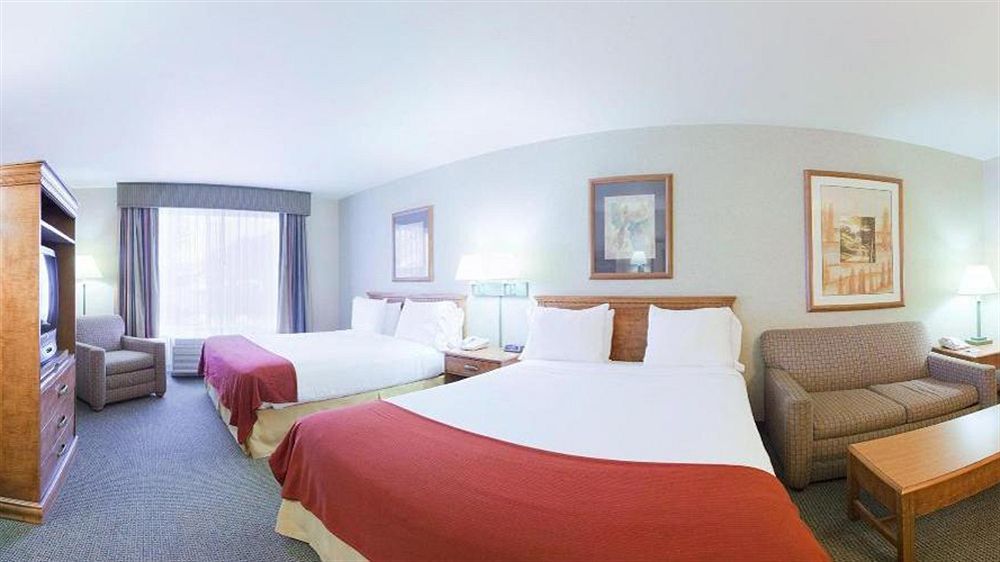 Holiday Inn Express Hotel & Suites Idaho Falls By Ihg Exterior photo