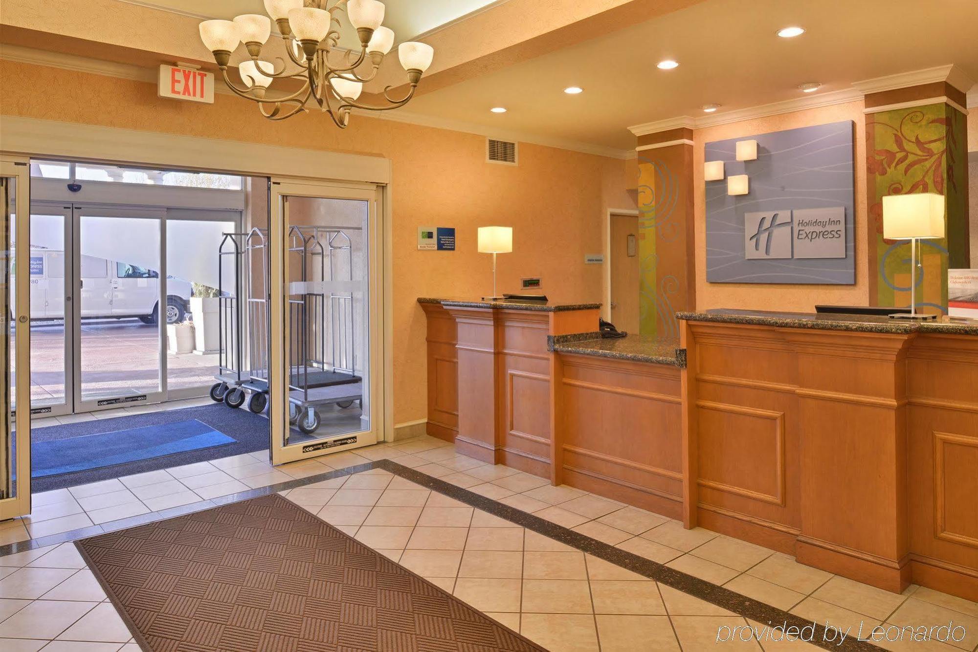 Holiday Inn Express Hotel & Suites Idaho Falls By Ihg Exterior photo